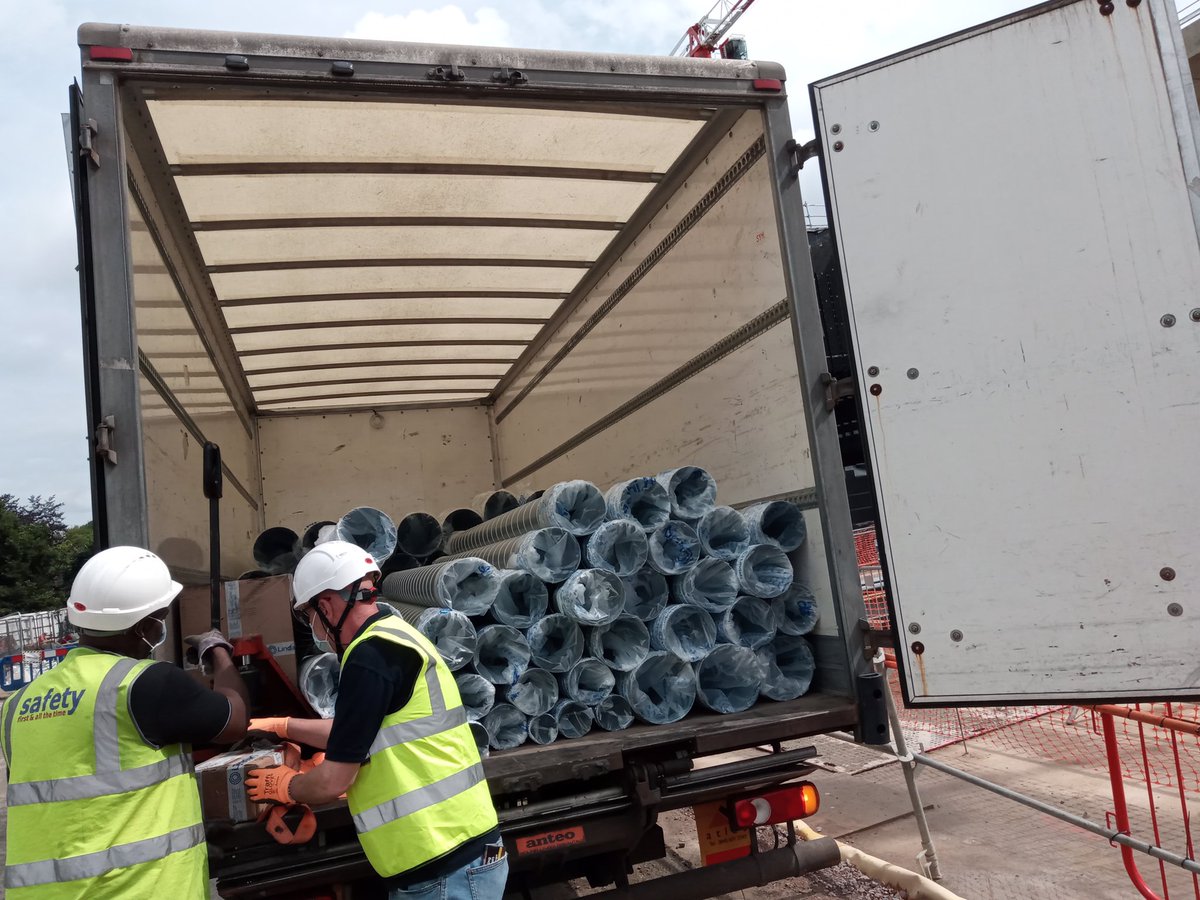 AxisDuctwork's tweet photo. Spiral delivery from @UK_Lindab all bagged off ready for installation at Cavendish 3 Cambridge @Bouygues_C @BouyguesUK https://t.co/USb0YB6j9M