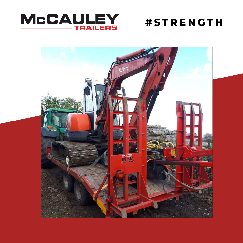 MACTrailers's tweet photo. 🌟COMPETITION🌟

Do you have a McCauleys/MACTrailer &amp; would like the chance to WIN a McCauley's jacket? 🧥🚚🚜

Send us a PRIVATE MESSAGE with:

- A good quality photo of your McCauley's trailer
- 2/3 sentences on how your McCauley's trailer has performed on your project. https://t.co/Y5HxSLoJBn