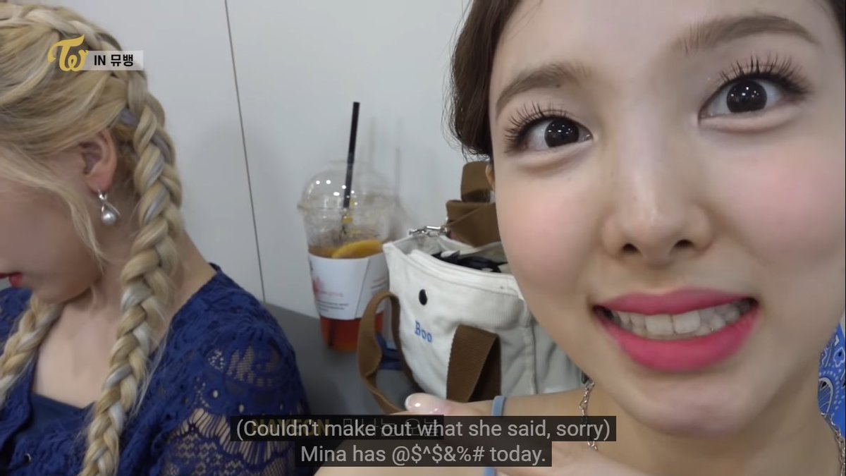 im back at it again with new crumbs! *applause applause* (kidding)but as usual, here’s whipped nayeon saying mina looks pretty