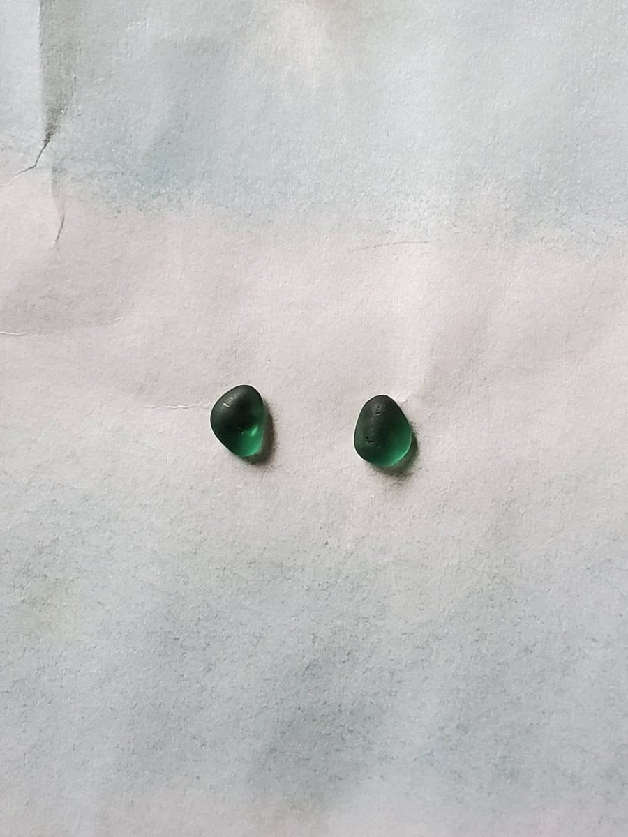 saltedbayonet's tweet photo. Tiny #handmade, genuine teal blue #seaglass and sterling silver #studearrings. https://t.co/QgpS36hLtg #seaglassjewelry #genuineseaglass #tealblueseaglass #surftumbled #tealseaglass #rareseaglass #handmadeearrings #seaglassearrings #handmadejewelry #oceanglass #seaglassstuds https://t.co/aKo4DYQ9mT