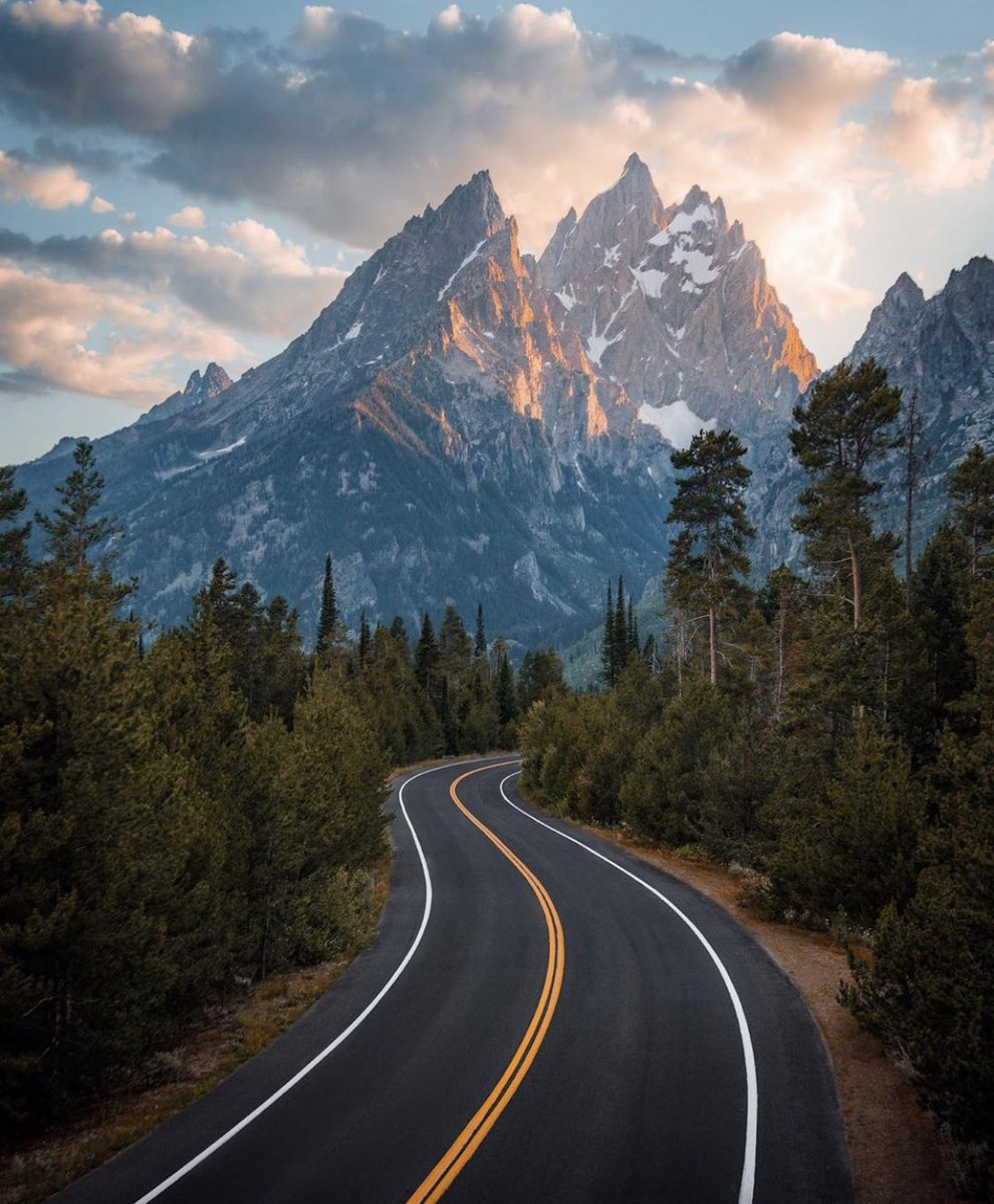 coffee_n_mtns's tweet photo. Grand Teton National Park https://t.co/zvrvUEMw4T