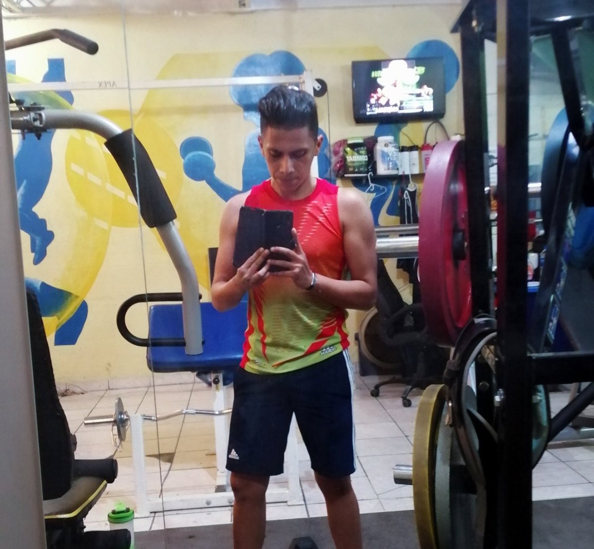 Isaac57413311's tweet photo. 💚🐣💪 Donde quiera que estés yo siempre sentiré tu Kiiiiii #JMCM 😍 https://t.co/FJKaBpoOZ1