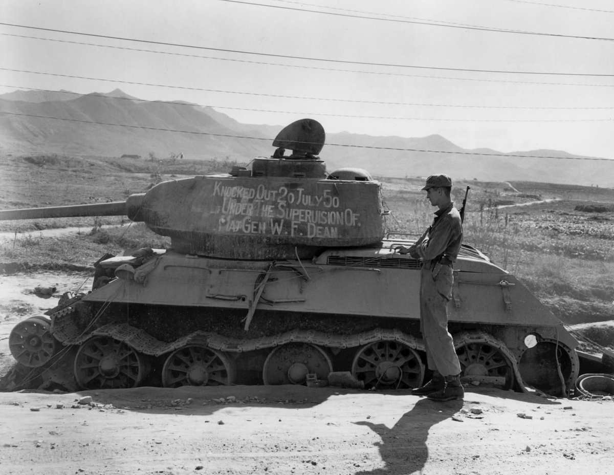 tg2rai's tweet photo. Il 16 luglio del 1950 il massacro di #Taejon, durante la guerra di Corea, in cui morirono migliaia di soldati. Al Tg2 il ricordo dei veterani di quella battaglia 

Al #Tg2Rai delle 20.30 del #16luglio https://t.co/fOkFffELU1
