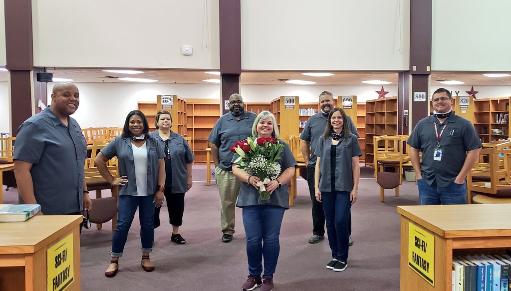 MesquiteHS's tweet photo. Saying goodbye is never easy. We'll miss you, Mrs. Mayad, but we share in your excitement as you begin your new role as the Director of Data Management. We take comfort in knowing you're not far from us. We love you! #flagshipfam #SkeeterNation #MayadMemories https://t.co/1Qyq7Q8SlN