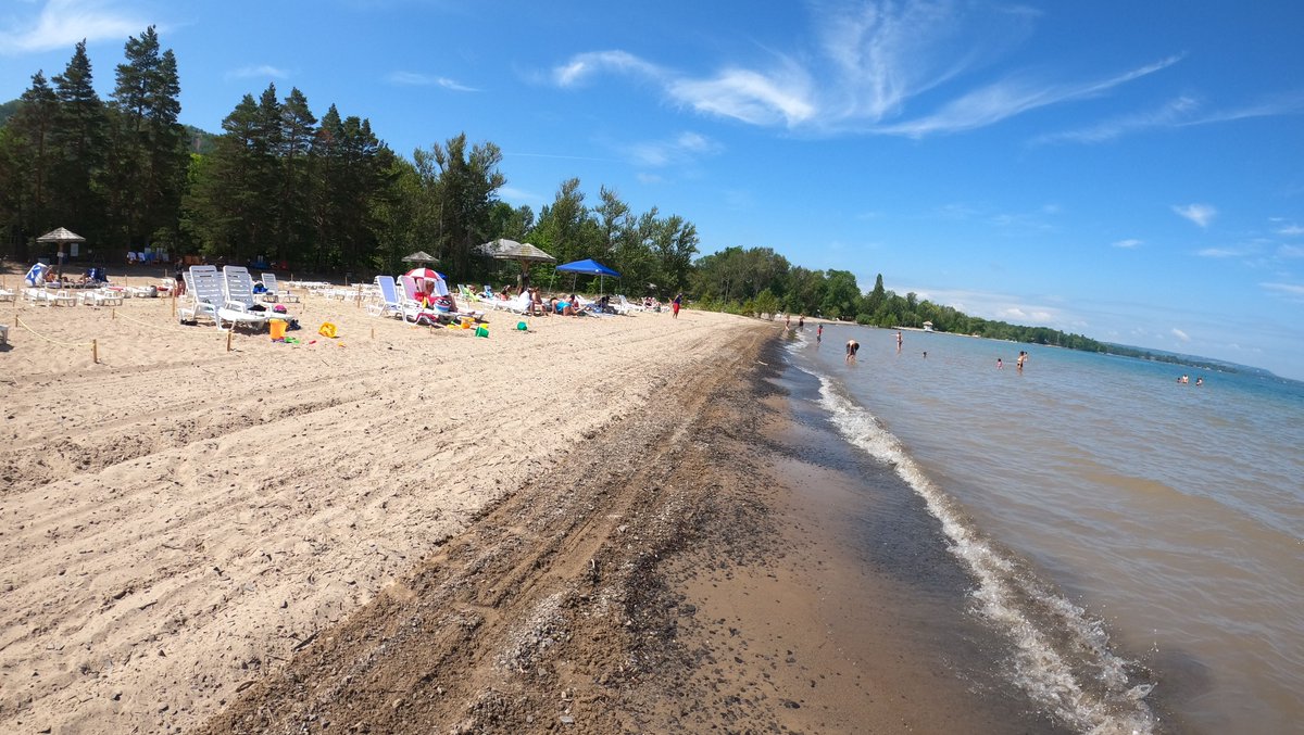 #RestingBeachFace 🏖️😎  Did you know that our overnight guests get exclusive use of our private Blue Mountain Beach.