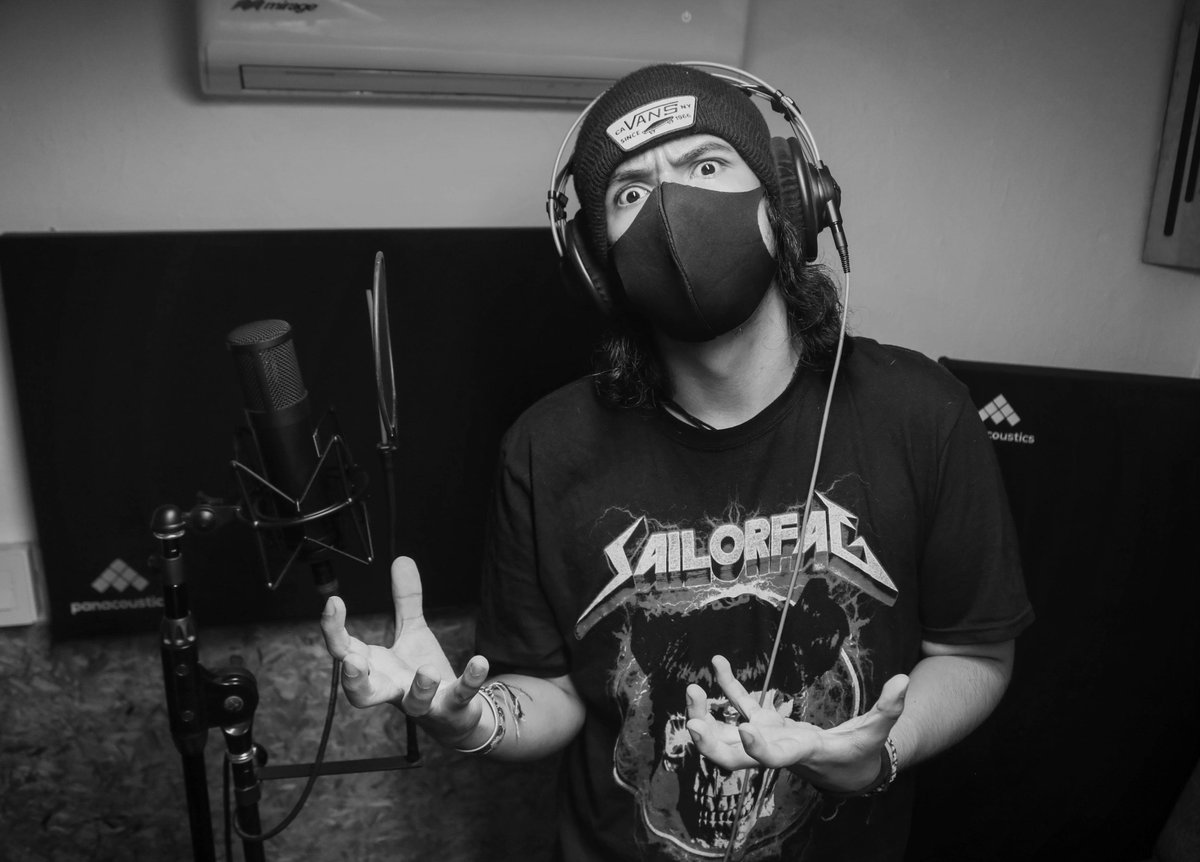 SONN_Music's tweet photo. @Aguslayerrr de Medical Negligence ya grabo su parte en el estudio Diez Seis Uno. Uno de los miembros mas comprometidos del Proyecto.

#ScreamsOfNoNation #UnitedWeStand #DeathMetalVocals https://t.co/07Vx4s8u0m