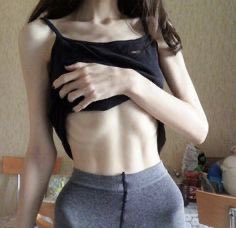 SkinnyDreams29's tweet photo. #thinspo #thin #skinny #thinspiration #goals #ednos #fasting #proana #proanamia #bonespo #meanspo #edtwt #triggerwarning #inspo #promis #thursdaymorning #ThursdayThoughts https://t.co/rBZ7Dcsj8n
