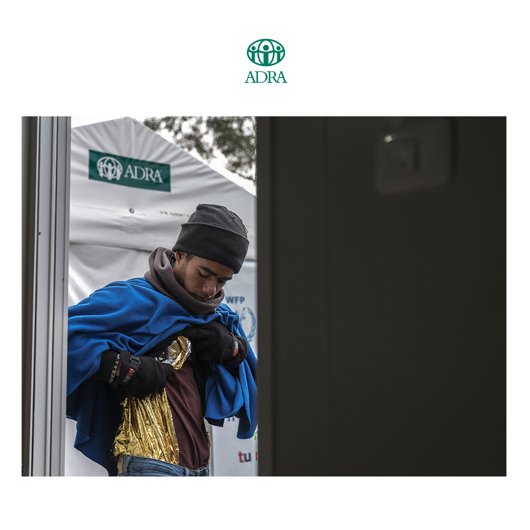 ADRAEcuador's tweet photo. La religión, la guerra, la desigualdad y los problemas interminables llevan a miles a abandonar sus hogares, identidad, cultura, verdades y amores. Miles de personas salen todos los días para enfrentar la incertidumbre
@ADRABrasil #Refugiados #Migrantes #MovilidadHumana https://t.co/xnWnZioEQG