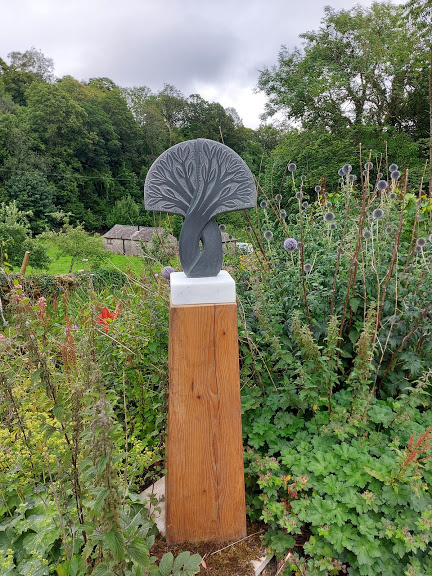 rcperry1's tweet photo. Fab wander round the beautiful #halecathouse #sculpture trail today... #witherslack #Art #Arts #LakeDistrict #Nature https://t.co/SmyR7Yhxyl