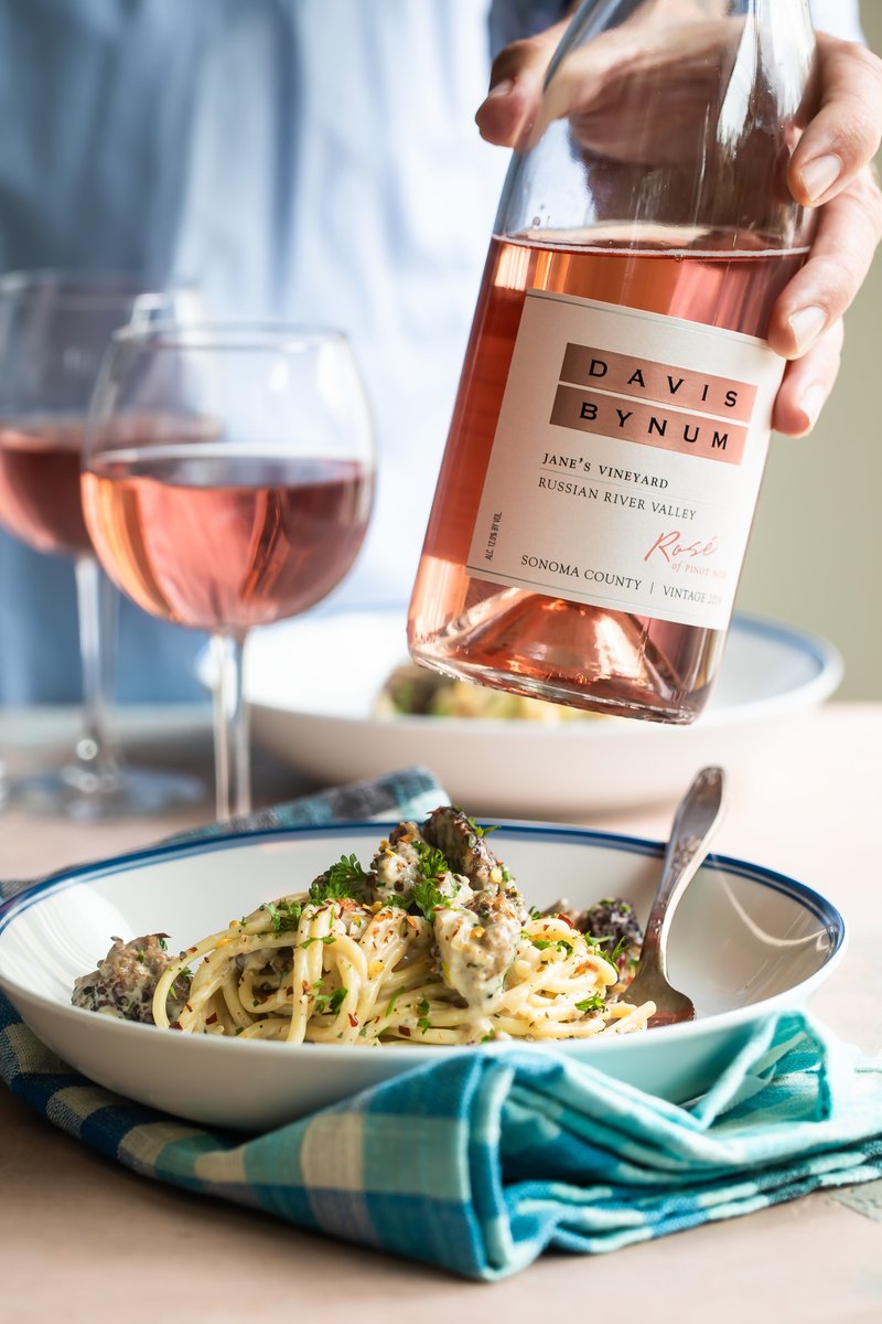 Our #RussianRiverValley Pinot Noir Rosé is crafted to be savored with family and friends over summertime meals.⁣

📸: <a href="/FoodnessG/">Foodness Gracious</a>