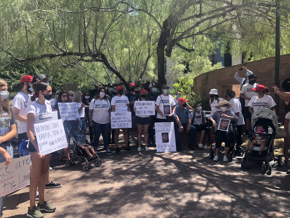 Abbigaildaviss's tweet photo. We won’t stop fighting https://t.co/WSTqHS2IYb