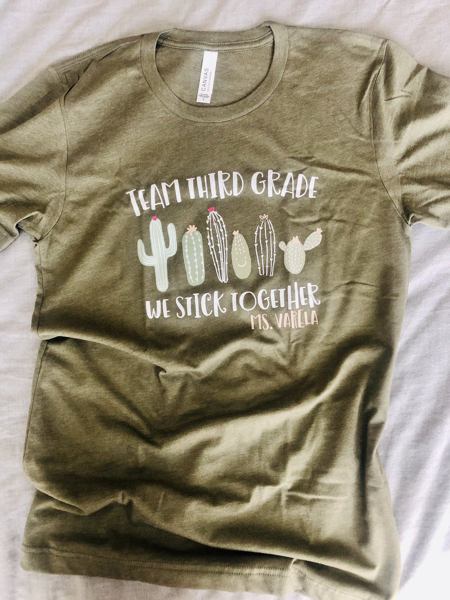 MsVarelasClass's tweet image. My team shirt got here today 😍 our 3rd grade theme this year is all about sticking together 🌵🌈 #chasingrainbows