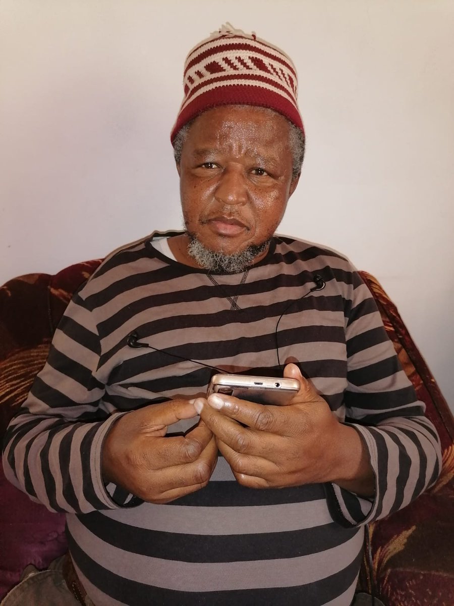 AmyMbombo's tweet photo. Rest In Peace Dad 😔💔😭✊... 
.
.
Will Forever live in Our Hearts❤ #RIPComrade ... https://t.co/0bkiqWZhMS