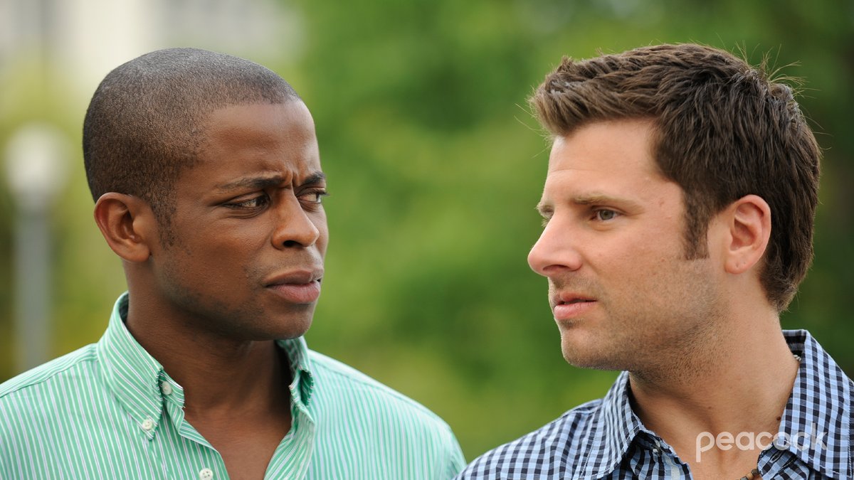PsychPeacock's tweet photo. Raise your hand if you've ever given your best friend this look: https://t.co/4cVg5uXttB