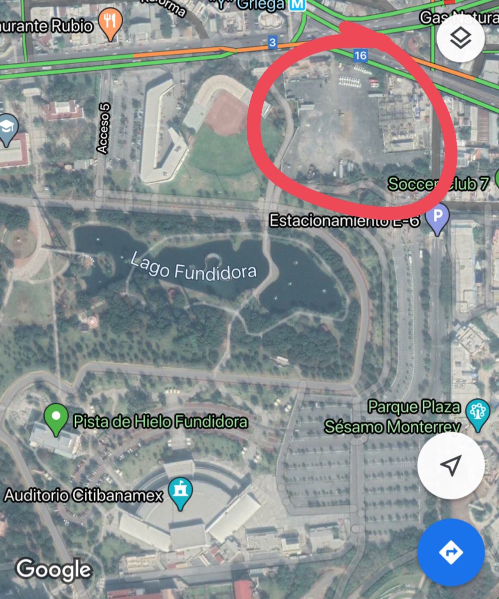 insensatom's tweet photo. @DavidMenchacap Estará en esta zona, no le veo el problema, no quitarán areas verdes, se construirá en una parte que literal no hay nada importante. Y con todo lo que recauda el parque es ilógico pensar que lo vendieron para un limitadísimo complejo residencial. https://t.co/79xgjYMMh8