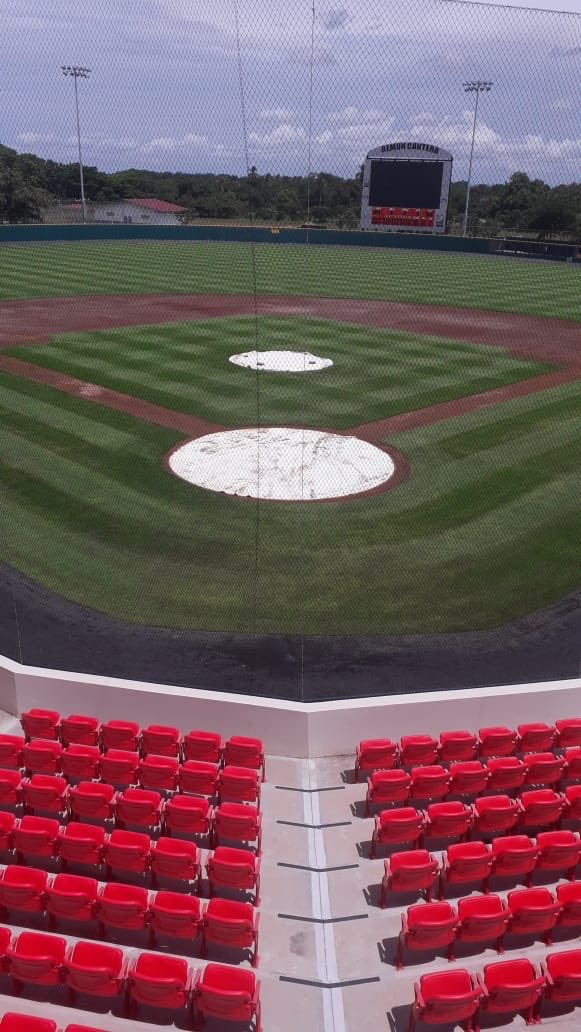 mayogastro's tweet photo. Excelente, ya terminado el Estadio Jose A. Remon Cantera en Aguadulce. Buena plaza para cuando se reanude el Béisbol Nacional. #Coclé https://t.co/e488N51mUg