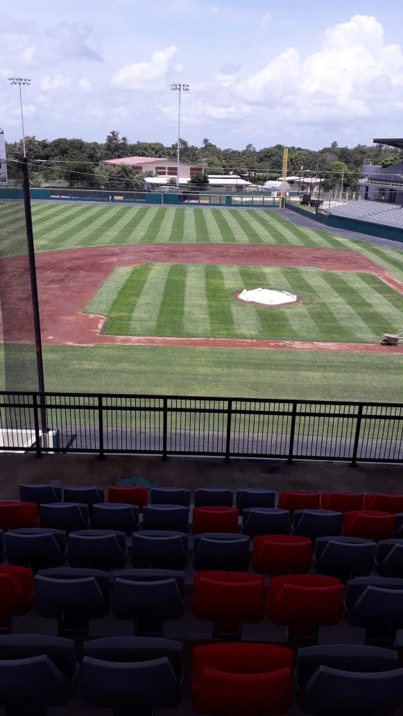 mayogastro's tweet photo. Excelente, ya terminado el Estadio Jose A. Remon Cantera en Aguadulce. Buena plaza para cuando se reanude el Béisbol Nacional. #Coclé https://t.co/e488N51mUg