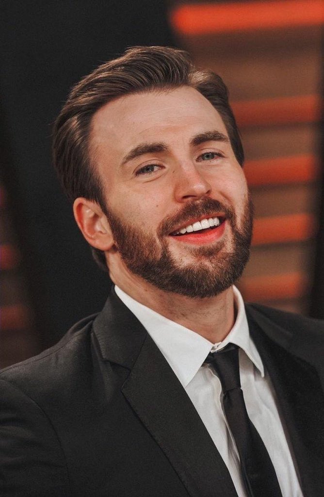 Aliscervantes's tweet photo. Chris Evans y Henry Cavill en tendencias al mismo tiempo, ahhhh, mejoró mucho mi día, que preciosos 🥵🥰 https://t.co/yns6qHZndP