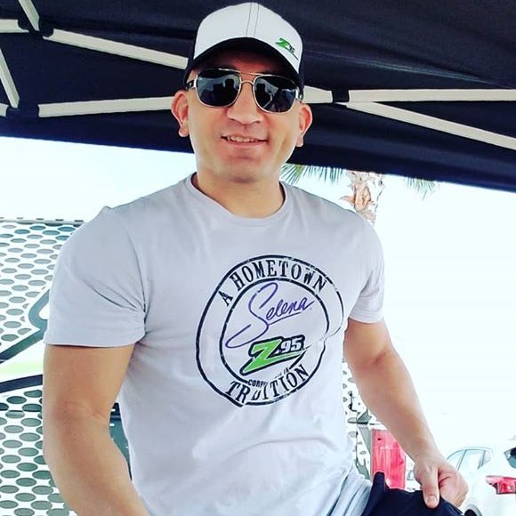 hotz95's tweet image. #TBT to 2016 &amp;amp; 2017 when we partnered with @SelenaLaLeyenda for the Hometown Tradition #Hotz95 • #Selena • #CorpusChristi T-Shirts! 💜