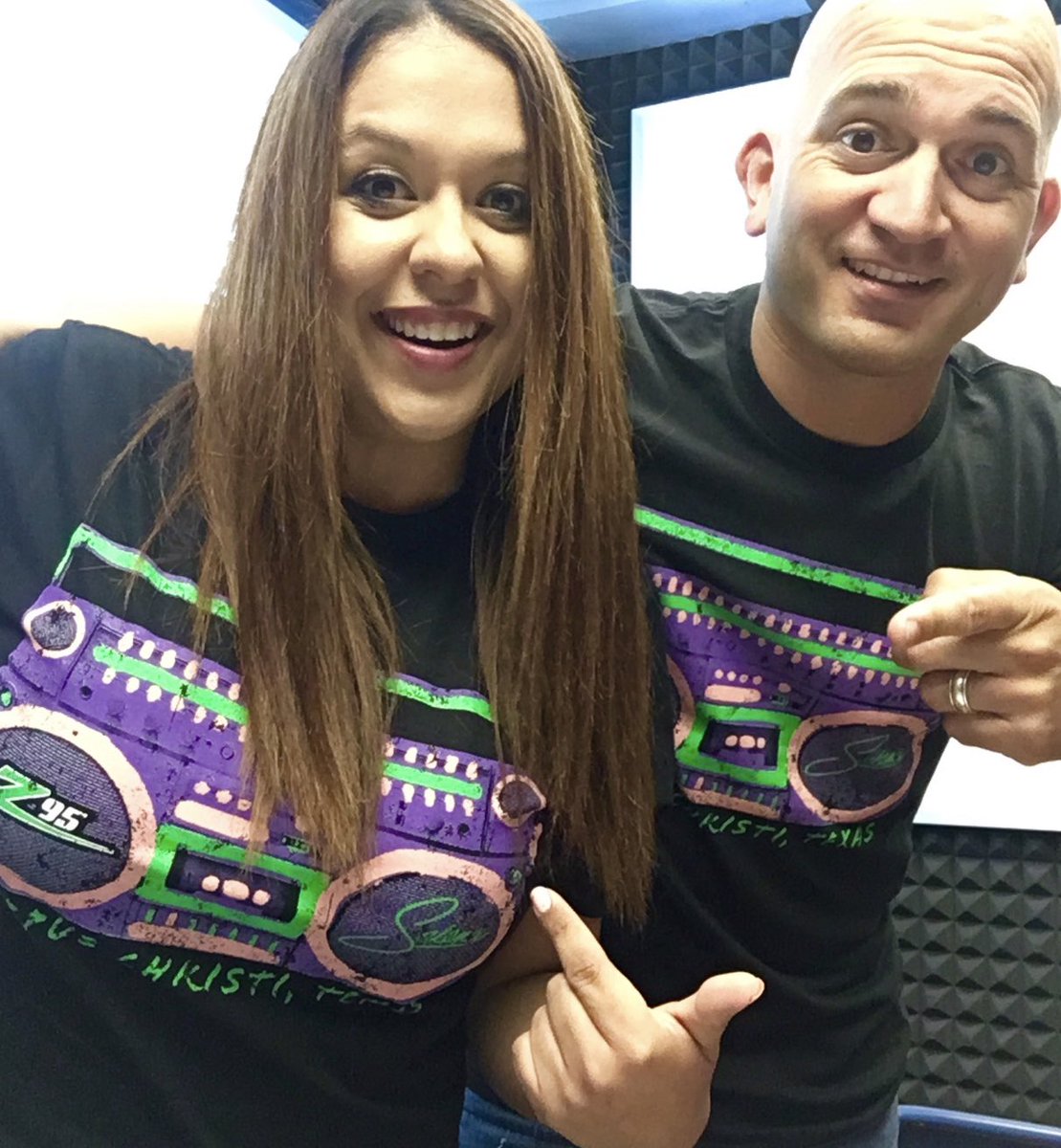 hotz95's tweet image. #TBT to 2016 &amp;amp; 2017 when we partnered with @SelenaLaLeyenda for the Hometown Tradition #Hotz95 • #Selena • #CorpusChristi T-Shirts! 💜