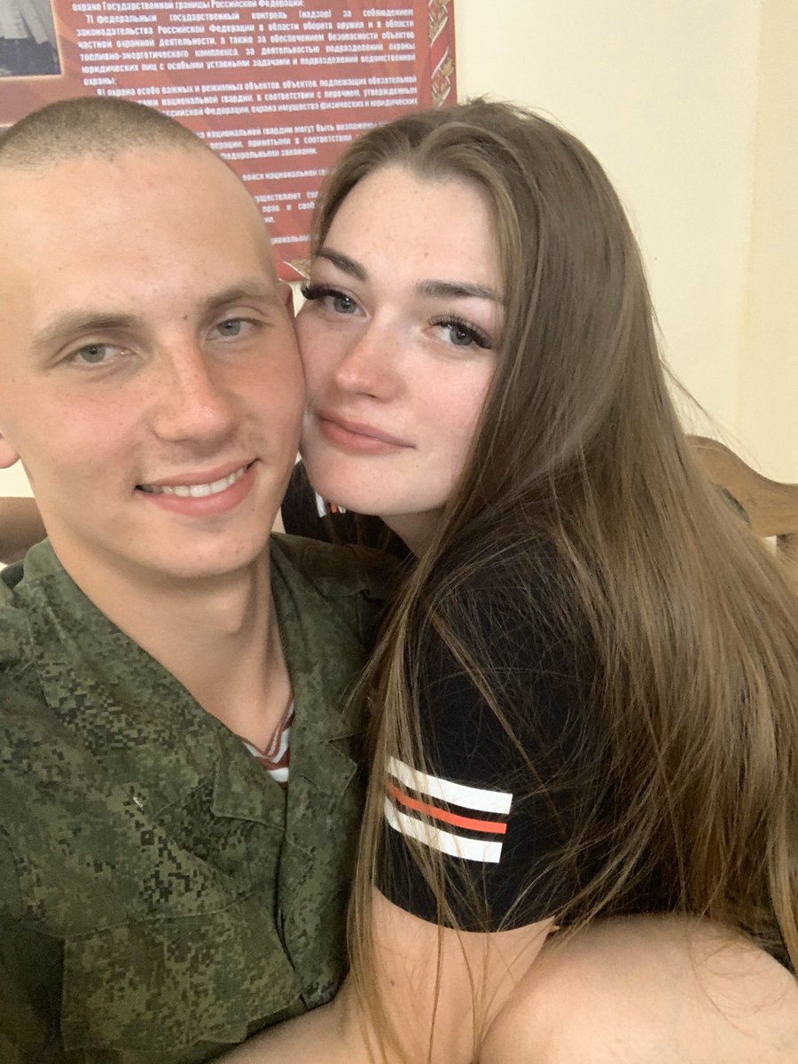 Kristinka11's tweet photo. Давайте поскучать😒 https://t.co/4G9RNMS3X7