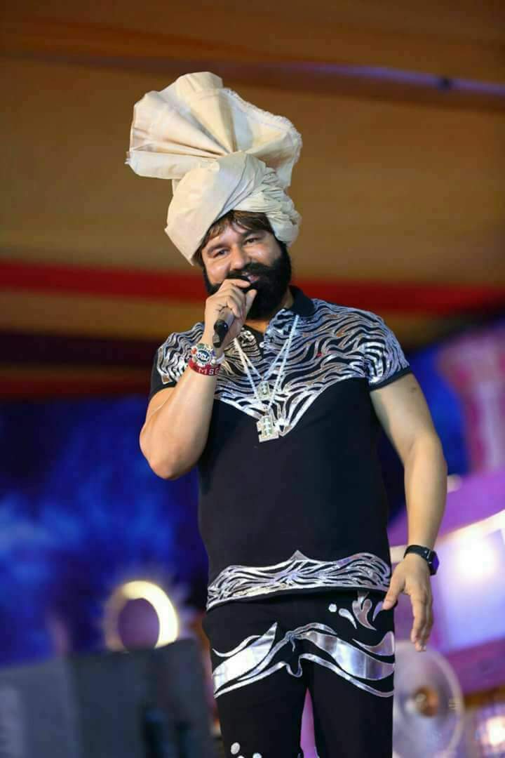 We all have a person in life who makes us feel special no matter what. People come and go. But thank you for always being my constant one. Always in need of your blessings guru papa ❣️❣️❣️ @Gurmeetramrahim