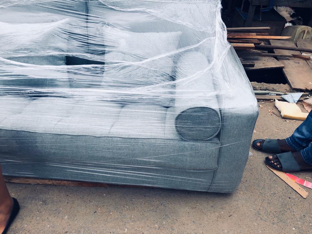 declutter_ng's tweet photo. Item Description: Sofa

Selling at: 60,000

Condition: New

Location: Ilupeju, Lagos

_________
Please send a DM if you want to order this item.

#DeclutterNG https://t.co/cJI3PDtOAa