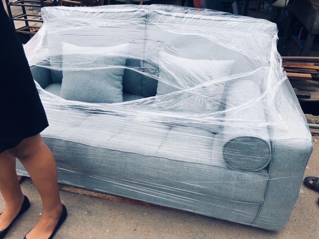 declutter_ng's tweet photo. Item Description: Sofa

Selling at: 60,000

Condition: New

Location: Ilupeju, Lagos

_________
Please send a DM if you want to order this item.

#DeclutterNG https://t.co/cJI3PDtOAa