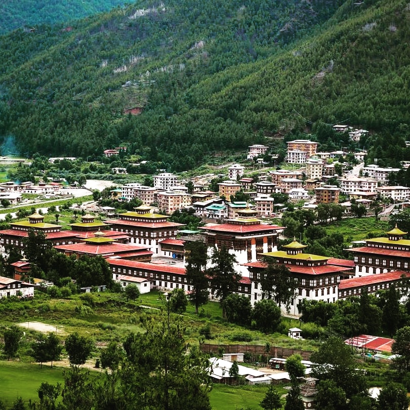 DrukGiGyem's tweet photo. For the Kingdom of Bhutan is truly unique: it is the only independent MahaYANA Buddhist country in the world. It has a great Buddhist heritage, stretching back uninterrupted over 1,300 years, and a legacy of more than 2, 000 temples, monasteries, dzongs and sacred sites. https://t.co/zNToi5Z8Fh