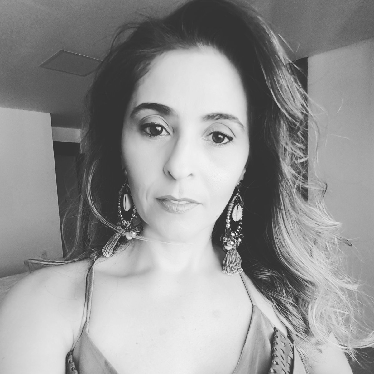 jalesgeorgia's tweet photo. #somoslindas
#mulheresderrubambolsonaro 
#teamnaja https://t.co/y7aT9AFAyQ