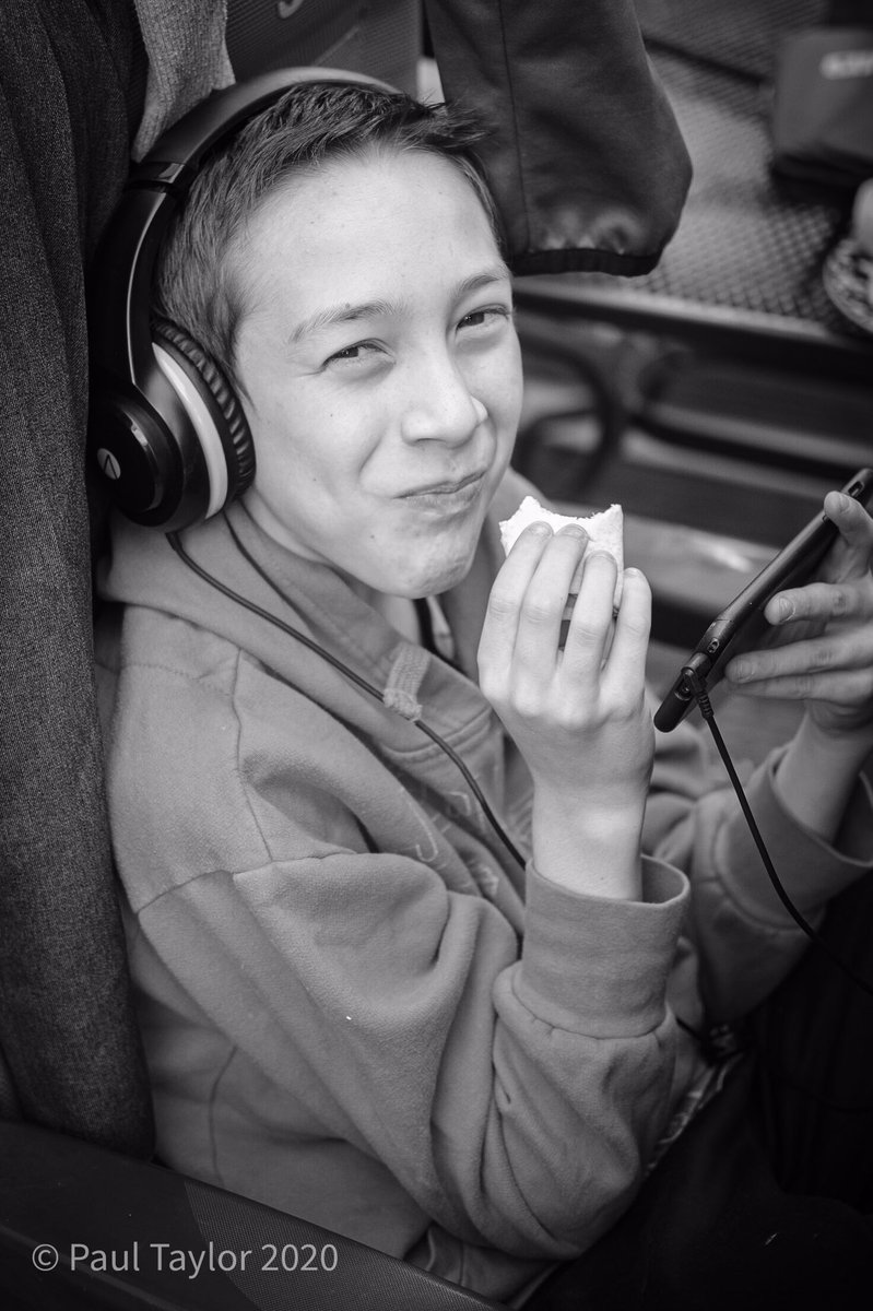 ImagesByondWord's tweet photo. (46/50) 5050project10
Did I interrupt his lunch or his game on the phone! Perhaps both.
I am taking an image a day for 50 days with a 50mm lens. Inspired by @bertstephani

#fujifilm #ThePhotoHour #FotoRshot https://t.co/BwW7Ukp13i