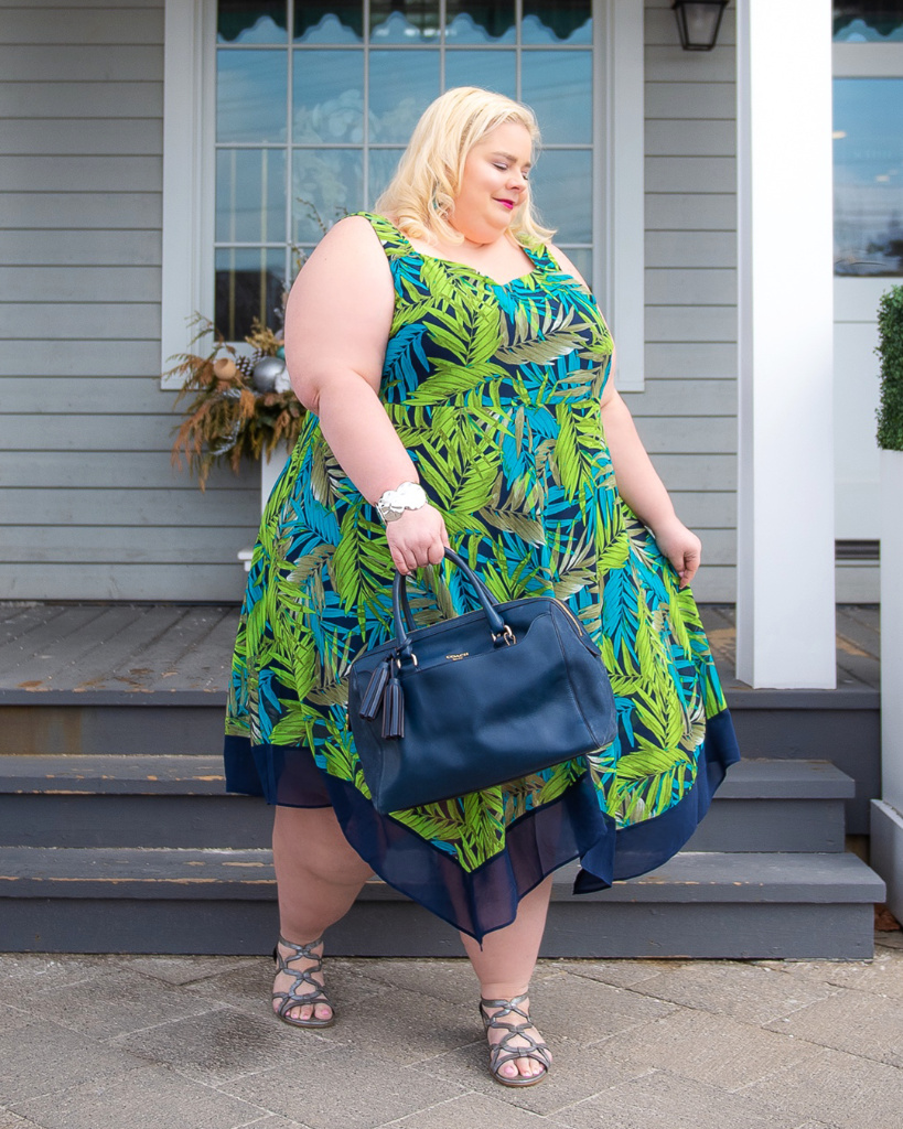 Flattering, feminine, fun! <a href="/mustangsallytwo/">Lisa Schoenberger</a> has the perfect dressed-up style inspiration for wherever life takes you.
Shop: spr.ly/6013Gn4bX