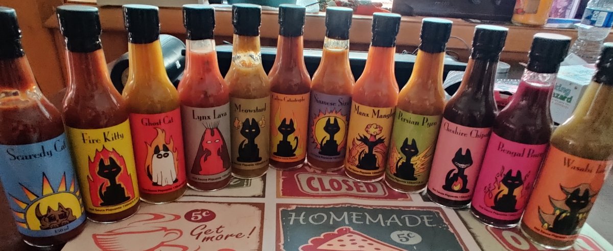 thetravdude's tweet photo. Just got my order. I can't wait to try them all out! Thanks! @MeowThatsHot  @CrazyKanuckk https://t.co/C9qQUS4enO