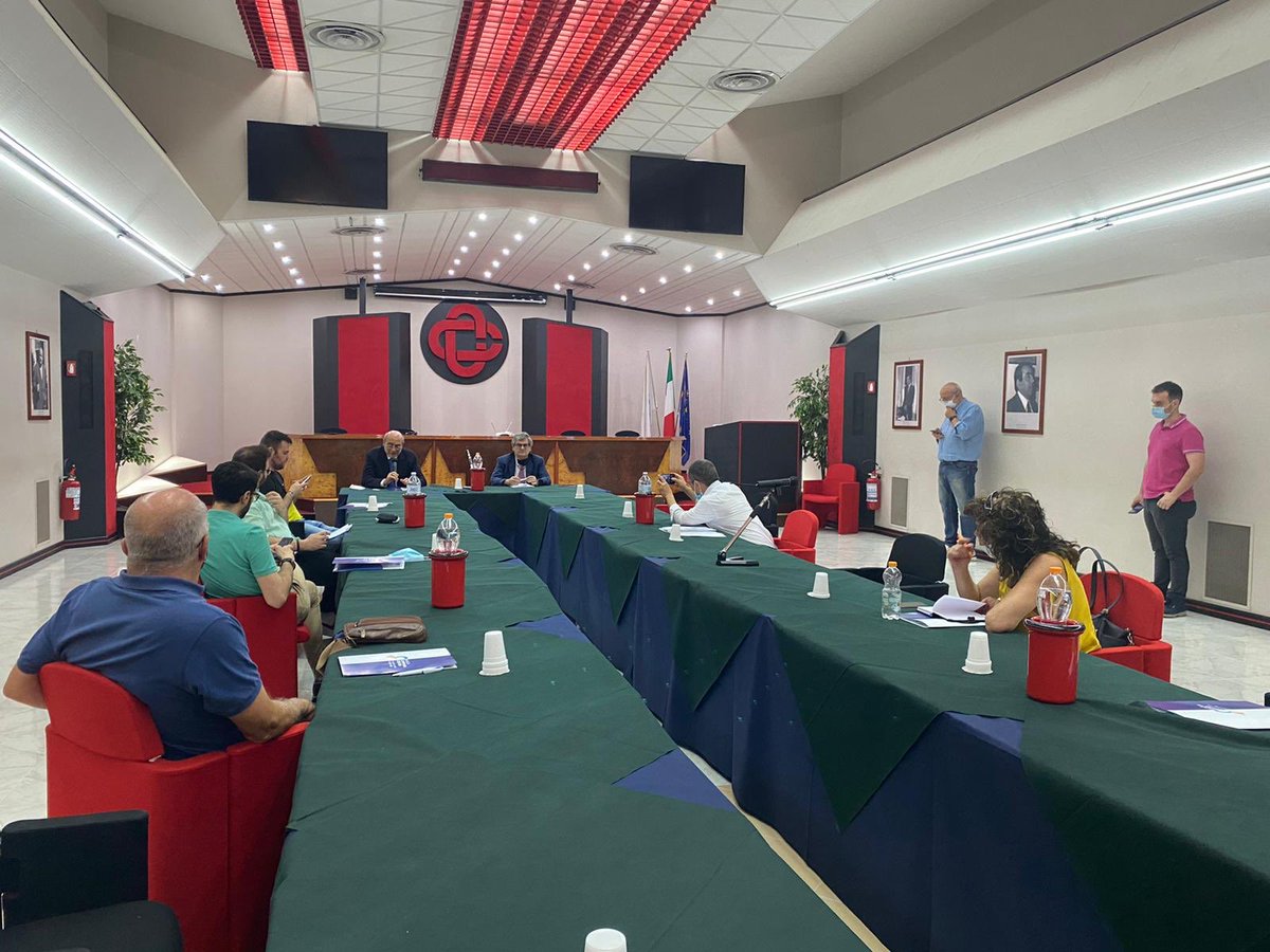 Conferenza stampa - Nuove nomine in seno al Consiglio per ripristinare incarichi e numero di consiglieri. Presentate dal neo presidente Camillo Catarozzo le linee di impegno della banca.

#creditocooperativo #conferenza #gruppoiccrea 
@federcasse