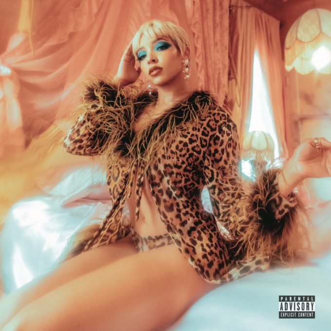 blackmozar1's tweet photo. #nowplaying #Tinashe - #Rascal (#Superstar)
STREAM HERE: https://t.co/xzfyIZQKwb https://t.co/LFUSiRawMB