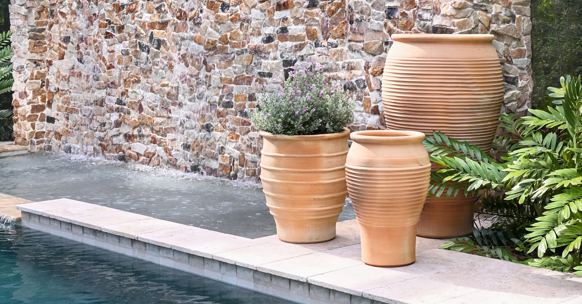 With lifetimes of experience and using time-honored, traditional methods passed down through generations. Our #Cretan terracotta pots could only be authentically made in Crete itself.

Find out more - bit.ly/2GCVSBT

#terracotta #pottery #beautiful