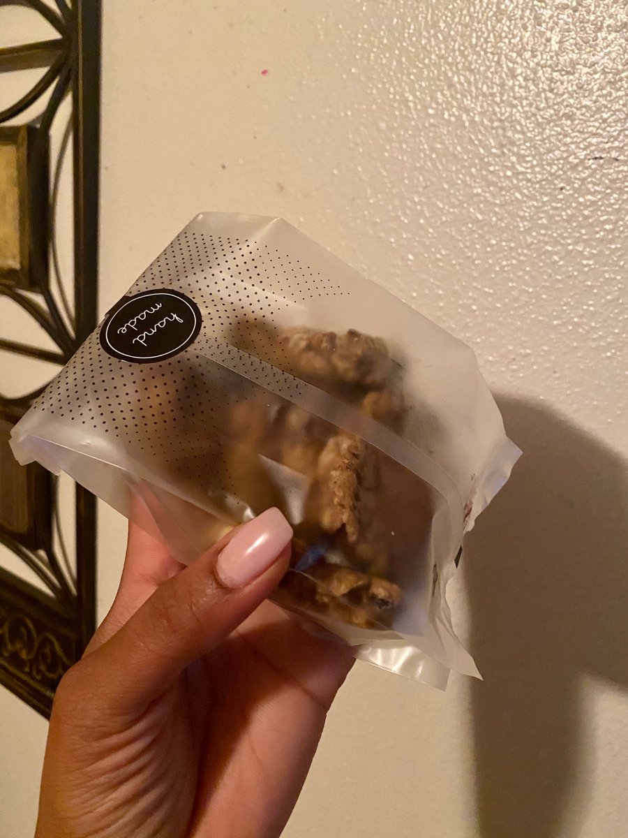 GetDeDough1's tweet photo. Thank you to everyone who supported in any way. Purchases, shared post,retweets, all of it. Was able to sell out in 3 days bc of the love.  I am forever grateful. Come shop when the reup happens next week. We got flavors. https://t.co/G9RmnK89KB https://t.co/oXRjYZx4Qa
