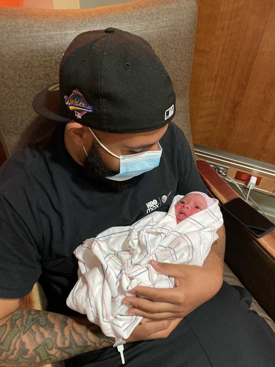 I know the game and #teamchinatown misses me right now but I’m a dad now guys to this beautiful baby girl meet July Serenity  Matranga , born July 15th 2020 at 8:38 pm  this day has changed my whole life y’all thought I was grinding then wait till now 💝💘💕 #GirlDad #ATT