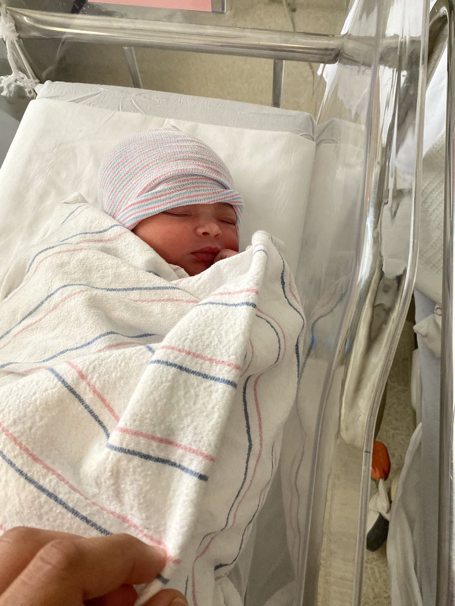 1michaelATT's tweet photo. I know the game and #teamchinatown misses me right now but I’m a dad now guys to this beautiful baby girl meet July Serenity  Matranga , born July 15th 2020 at 8:38 pm  this day has changed my whole life y’all thought I was grinding then wait till now 💝💘💕 #GirlDad #ATT https://t.co/Bf2V8STWUu