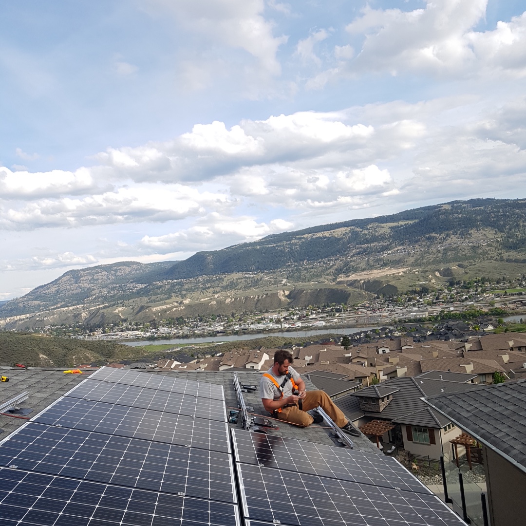 EnergyRiverside's tweet photo. It's a beautiful day at the office!

If you aren't already #poweredbythesun, we're in your neighbourhood next week doing complimentary quotes. Email info@riversideenergy.ca or message us to book yours today! https://t.co/JR2g02wUDJ