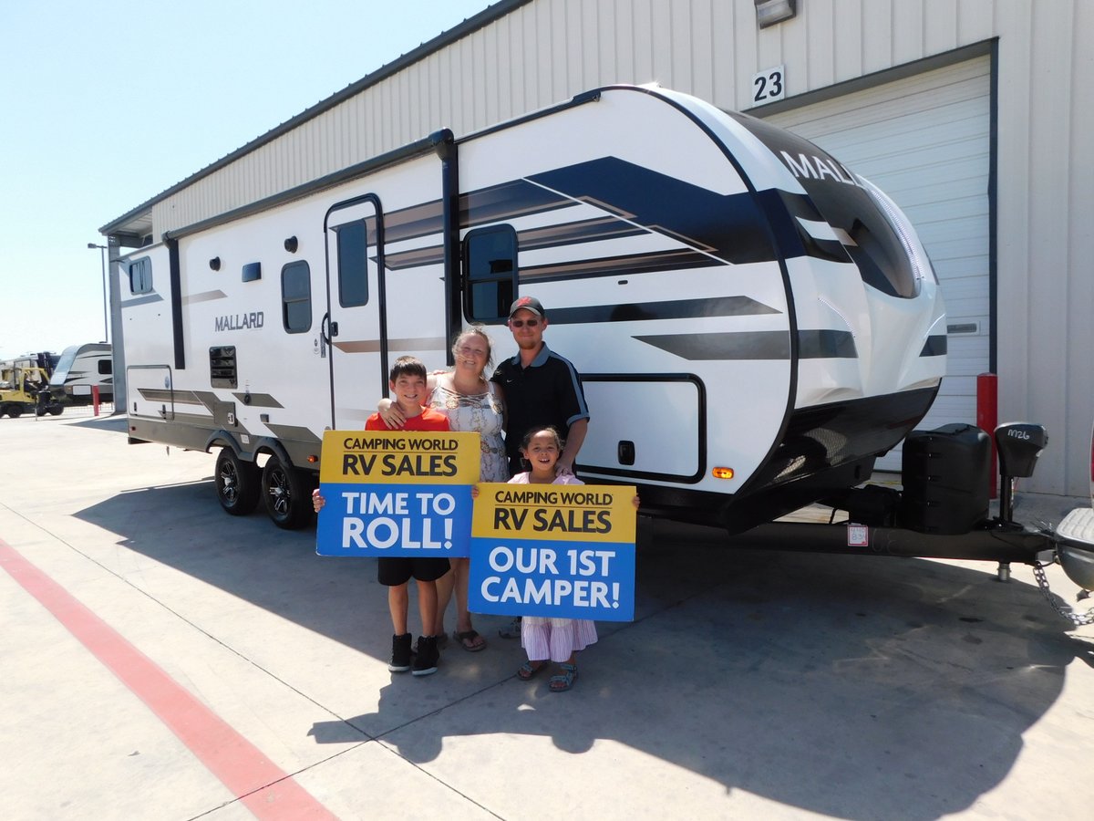 camping_33's tweet photo. Congratulations to the Hale Family on the purchase of thier new Heartland Mallard. Enjoy the open road making camping memories! #Happycamper #familytime #summerfun #camping #campingworld #traveling https://t.co/6FmoAii4tU