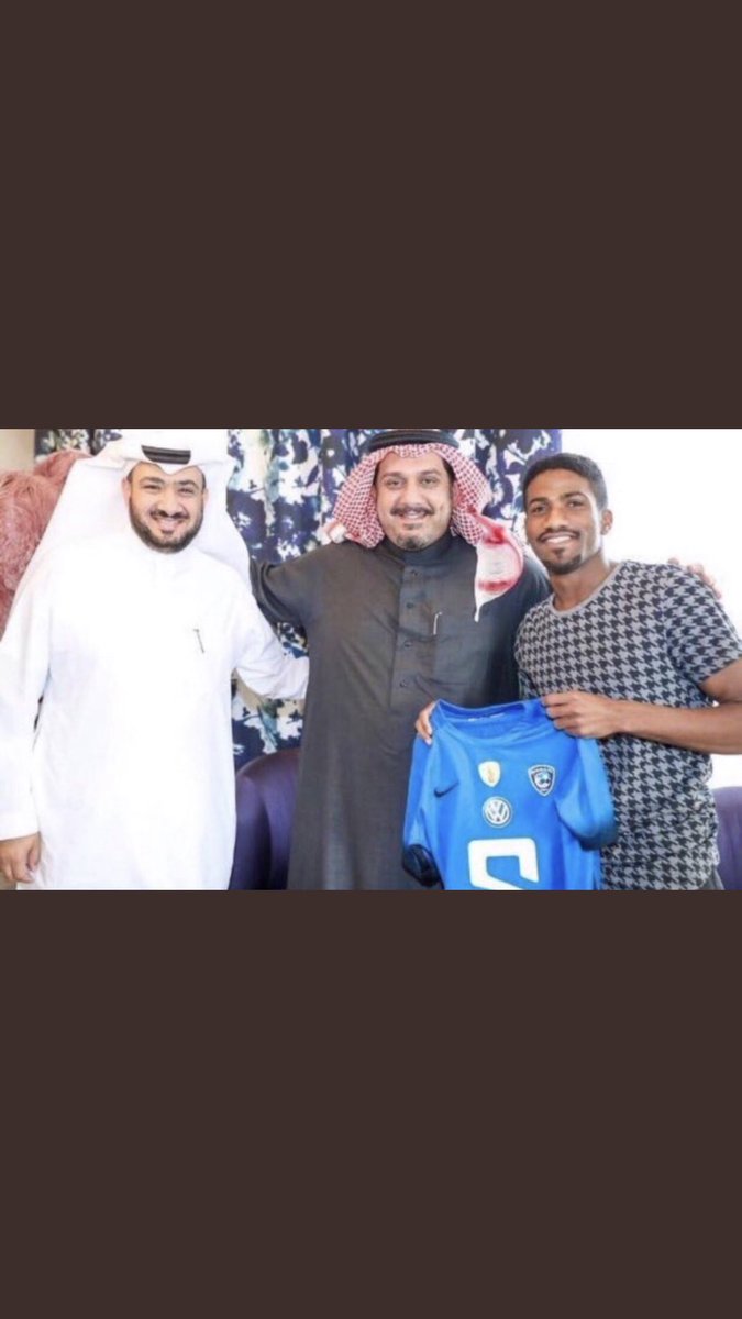 hmood_11's tweet photo. @llll600itttkei بس وشرايكك بالسحبه هذي مافي مثلها صح🤣🤣🤣🤣🤣 https://t.co/zY0bXRQKeW