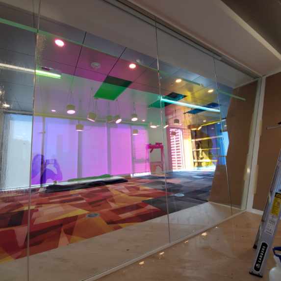 NDGraphics's tweet photo. Some colourful Thursday #windowgraphic inspo! @ModulexSigns installed an amazing 9,000+ square feet of @3MCanada Dichroic Films for Telus Sky in #Calgary!! #dichroic #decor https://t.co/7Sk3t35kMs
