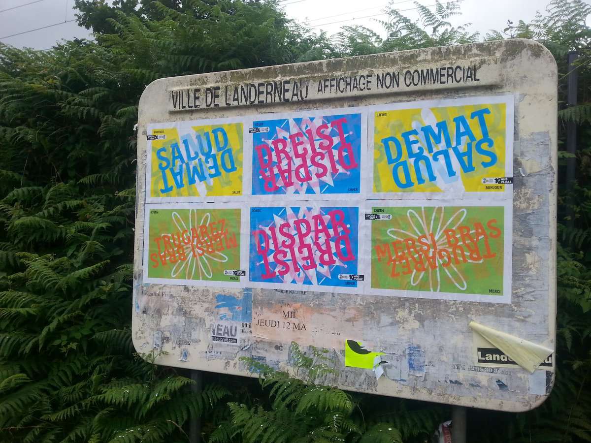 Brezhoneg er straed gant Ti Ar Vro Landerne Daoulaz.
Du breton dans la rue avec Ti Ar Vro Landerne Daoulaz.
@CCPLD_bzh #Brezhoneg <a href="/MairieLoperhet/">Mairie Loperhet</a>