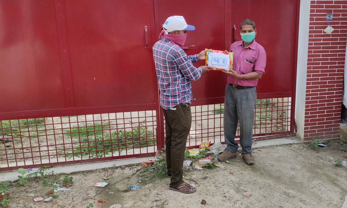 _391703616983's tweet photo. On the Occasion of CSC foundation Day Grocery item delivered through CSC Gramin e- Store in Amethi.
#Cscfoundationday
#CSCDiwas
@avanish78
@CSCegov_
@CSCUttarPradesh
@Yadav10Juhi
@navinpatwardhan @Avinash78683033
@dintya15 https://t.co/eC9q3qJkax