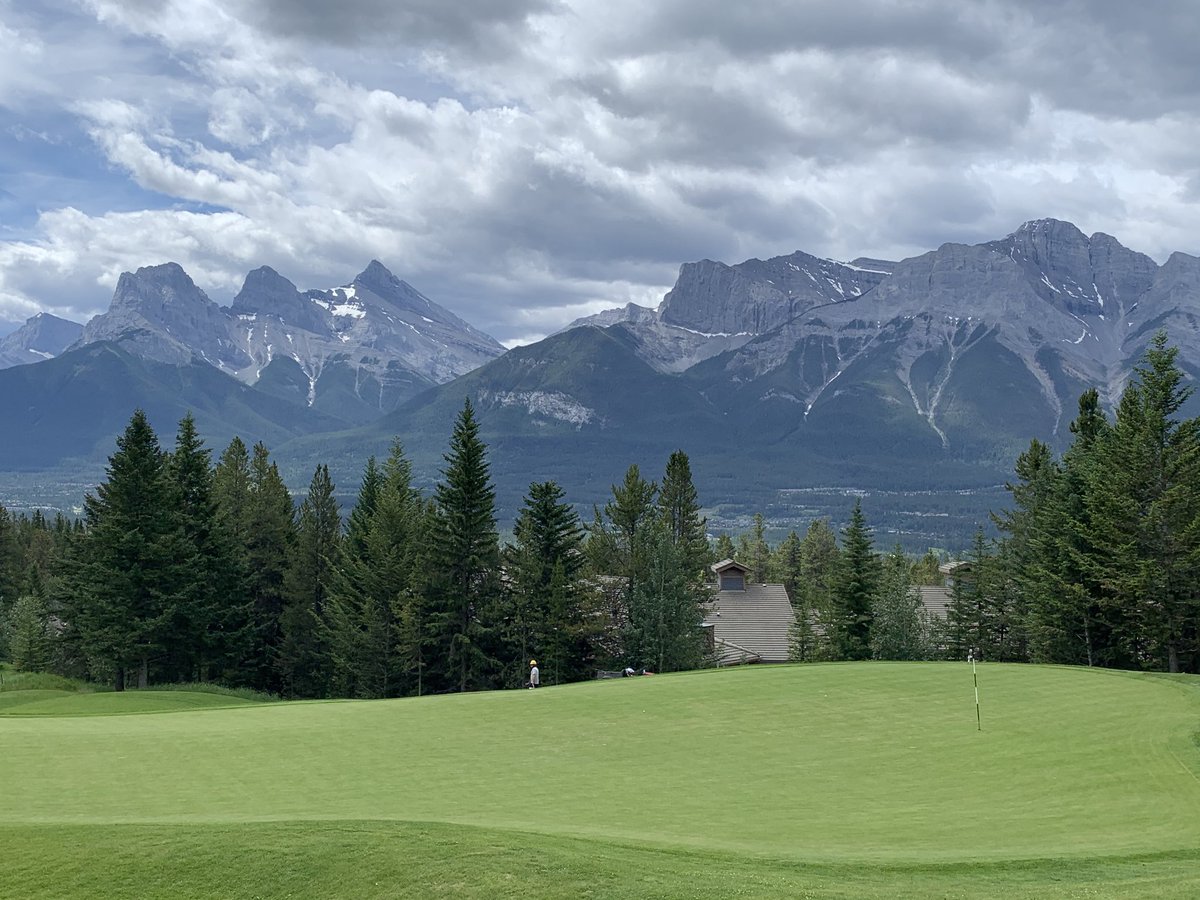 Fun round ⁦today ⁦<a href="/SilvertipResort/">Silvertip Resort</a>⁩  can’t beat the mountain views