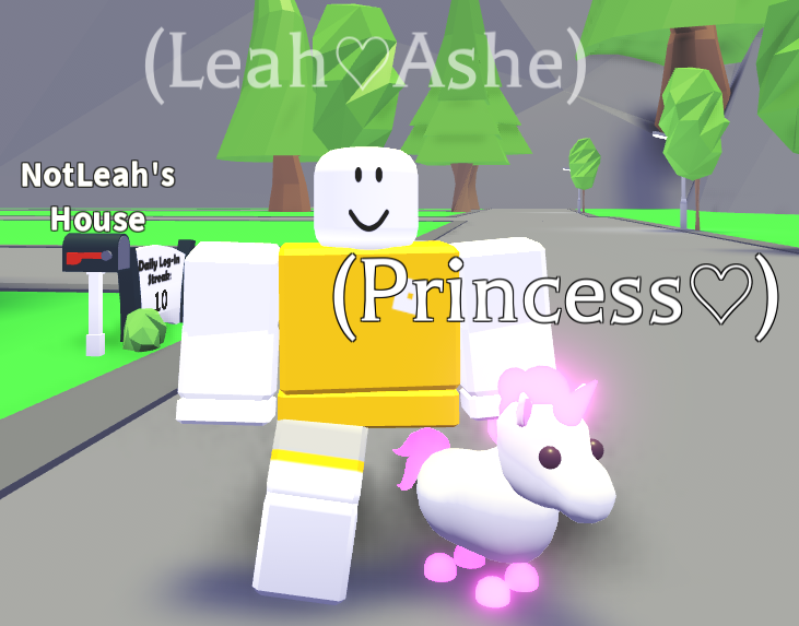 Leah Ashe On Twitter Anyone Else Load Into Adopt Me And Look Like This Might Be My New Look - leah ashe roblox adopt me house