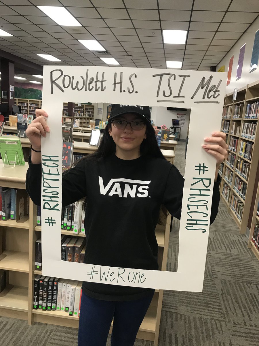 RHS_Eagles's tweet photo. @RHS_Eagles PTech and ECHS students are making progress! #PassingTheTSI #WeROne #RHSPTech #RHSECHS @RhsAcademy https://t.co/aAT6ZuRPXc
