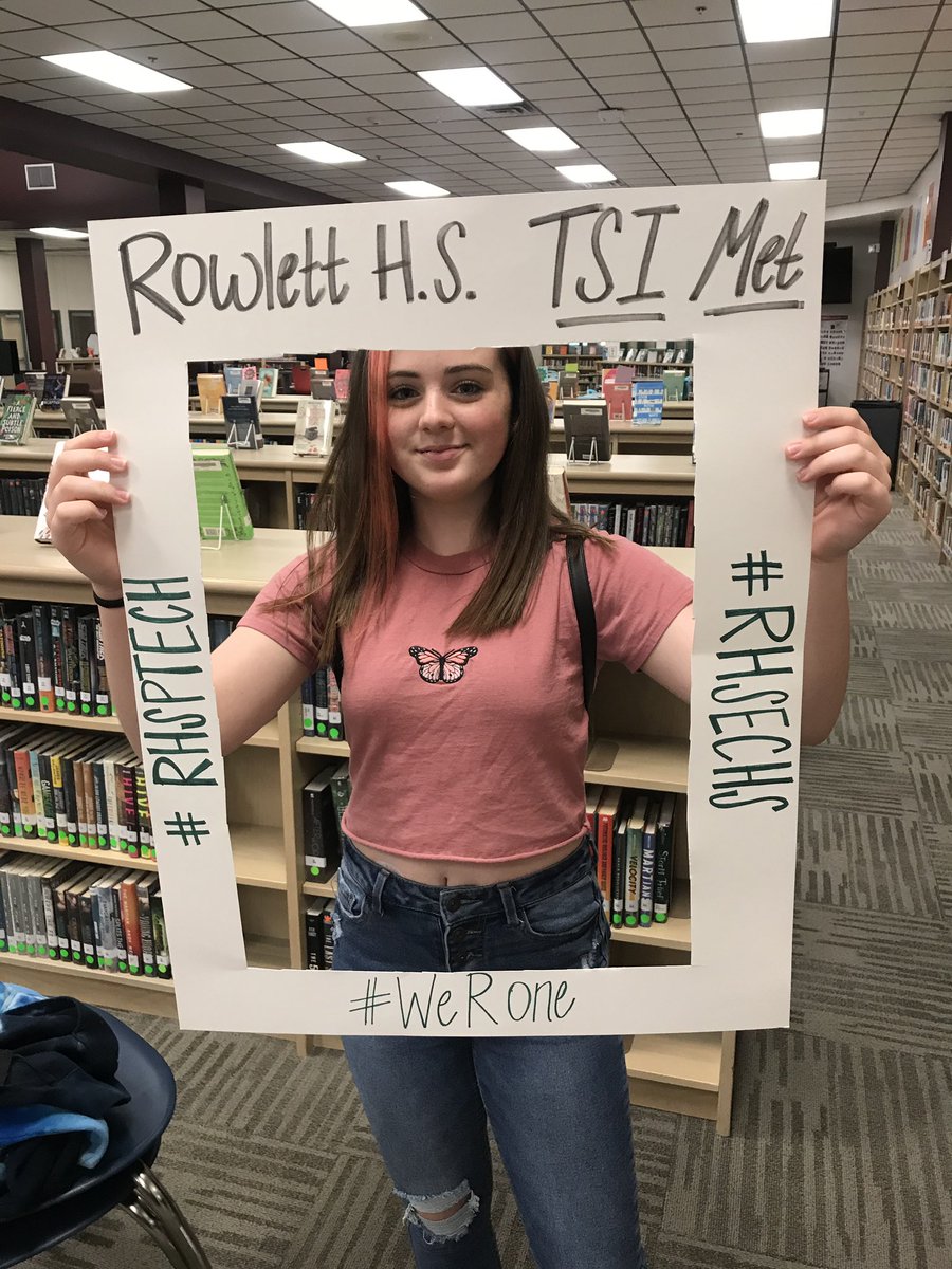 RHS_Eagles's tweet photo. @RHS_Eagles PTech and ECHS students are making progress! #PassingTheTSI #WeROne #RHSPTech #RHSECHS @RhsAcademy https://t.co/aAT6ZuRPXc