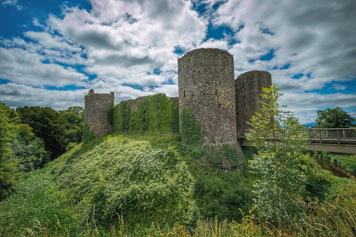 looking4history's tweet photo. Today we did @cadwwales #TheThreeCastles #WhiteCastle #SkenfrithCastle #GrosmontCastle
#CastleHunting #CastlesOfWales https://t.co/rpVfqOX473